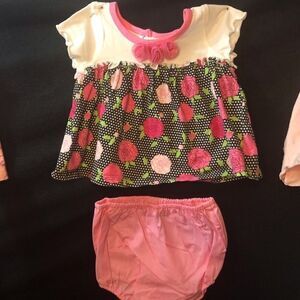 Vitamin Kids Infant Girl’s Dress & Bloomers 12 mo